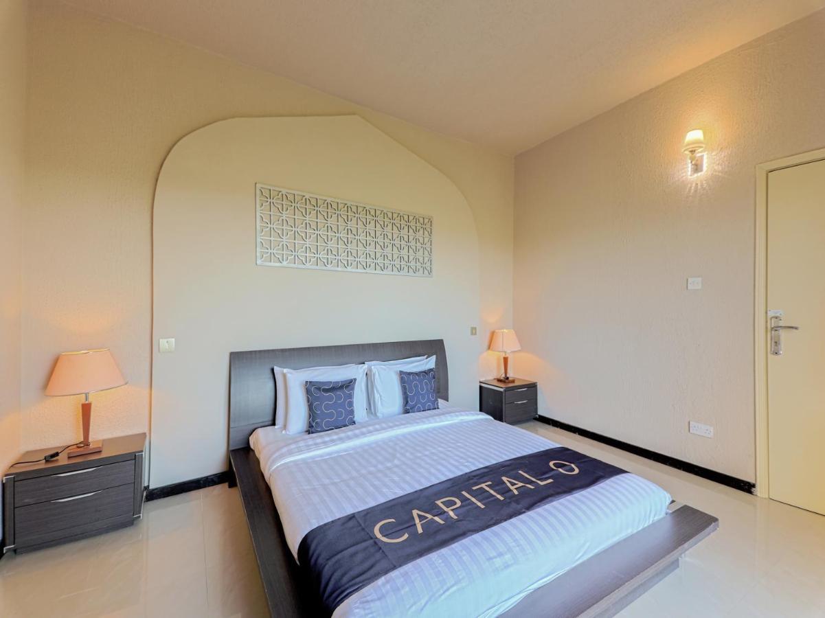 Capital O133 Al Sawadi Beach Resort & Spa Barka Exterior photo